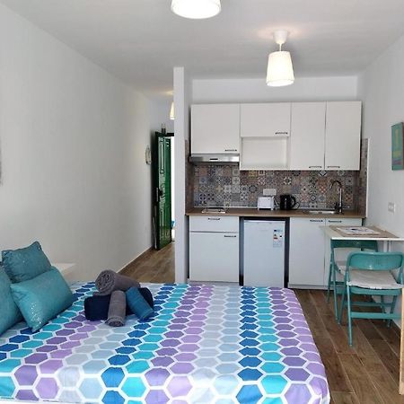 Marina Beach-Apartamentos Tahiche コスタ・テギセ エクステリア 写真