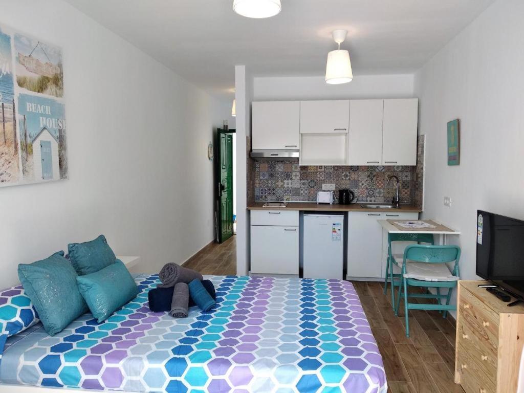 Marina Beach-Apartamentos Tahiche コスタ・テギセ エクステリア 写真