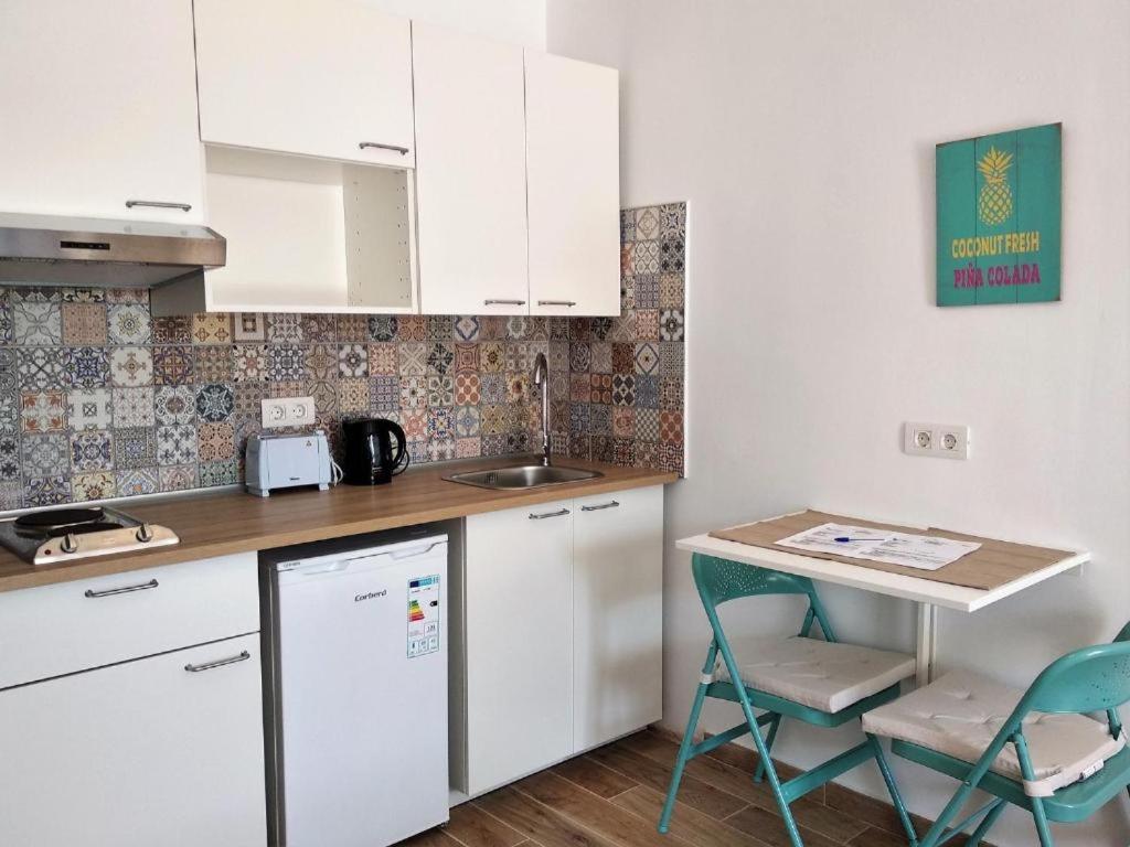 Marina Beach-Apartamentos Tahiche コスタ・テギセ エクステリア 写真